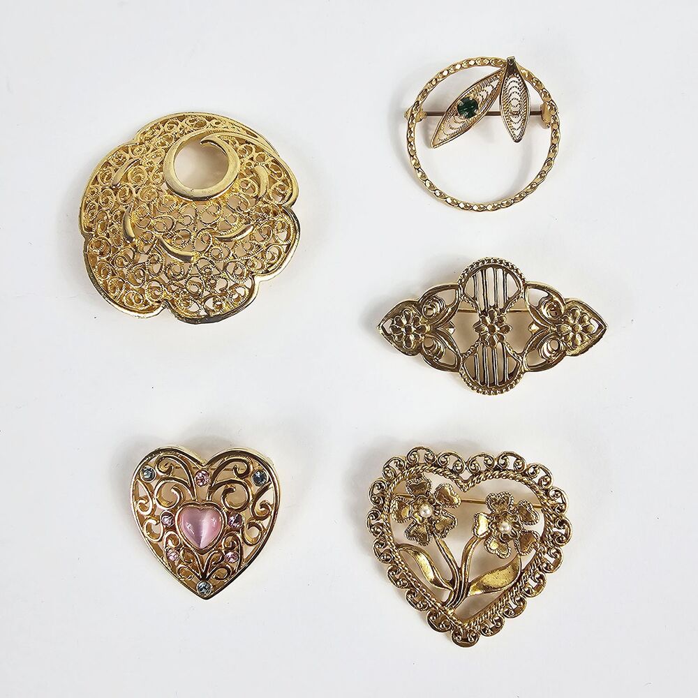 Filigree Style Gold Tone Bundle of 6 Fashion and Vintage Brooches Unsigned
